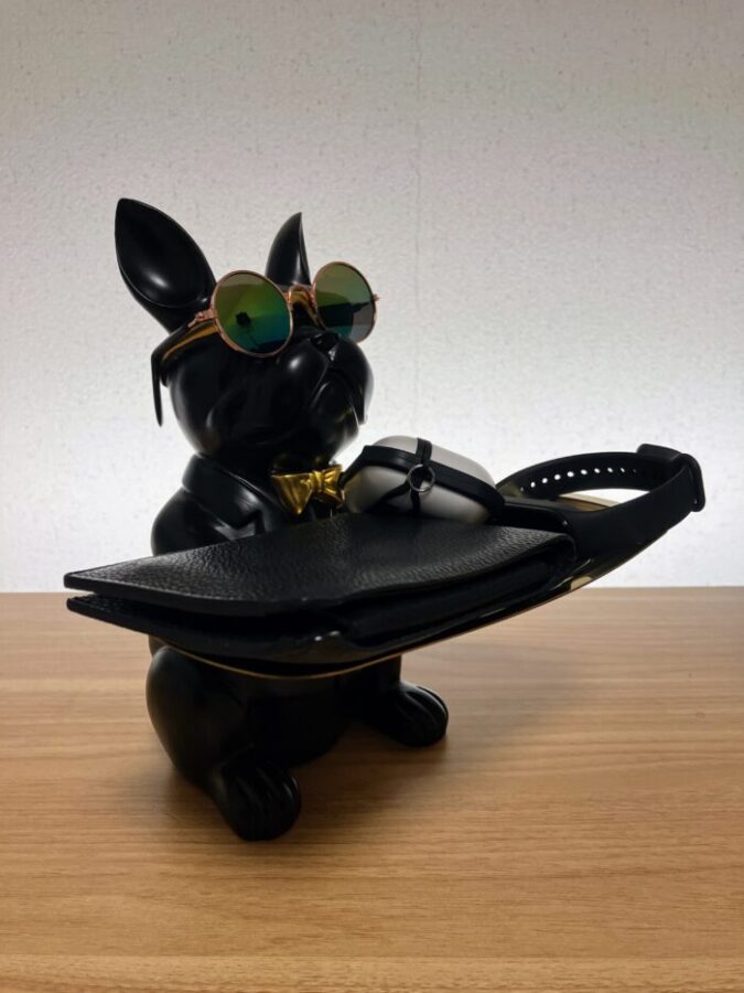SENJWARMの皿を捧げる犬さんと小物類