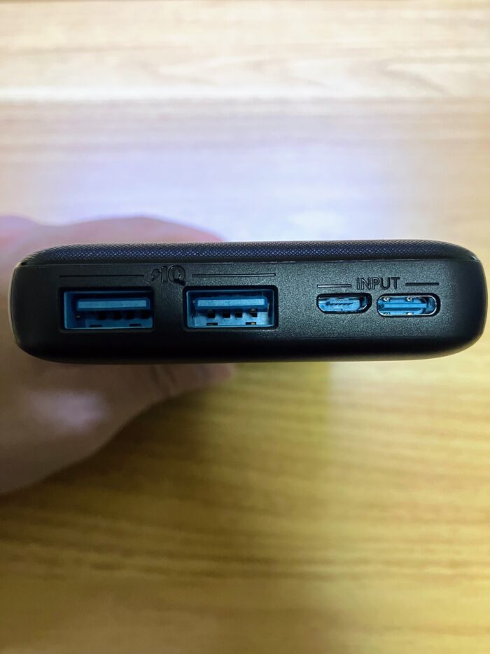 Anker PowerCore Essential 20000のモバイルバッテリー